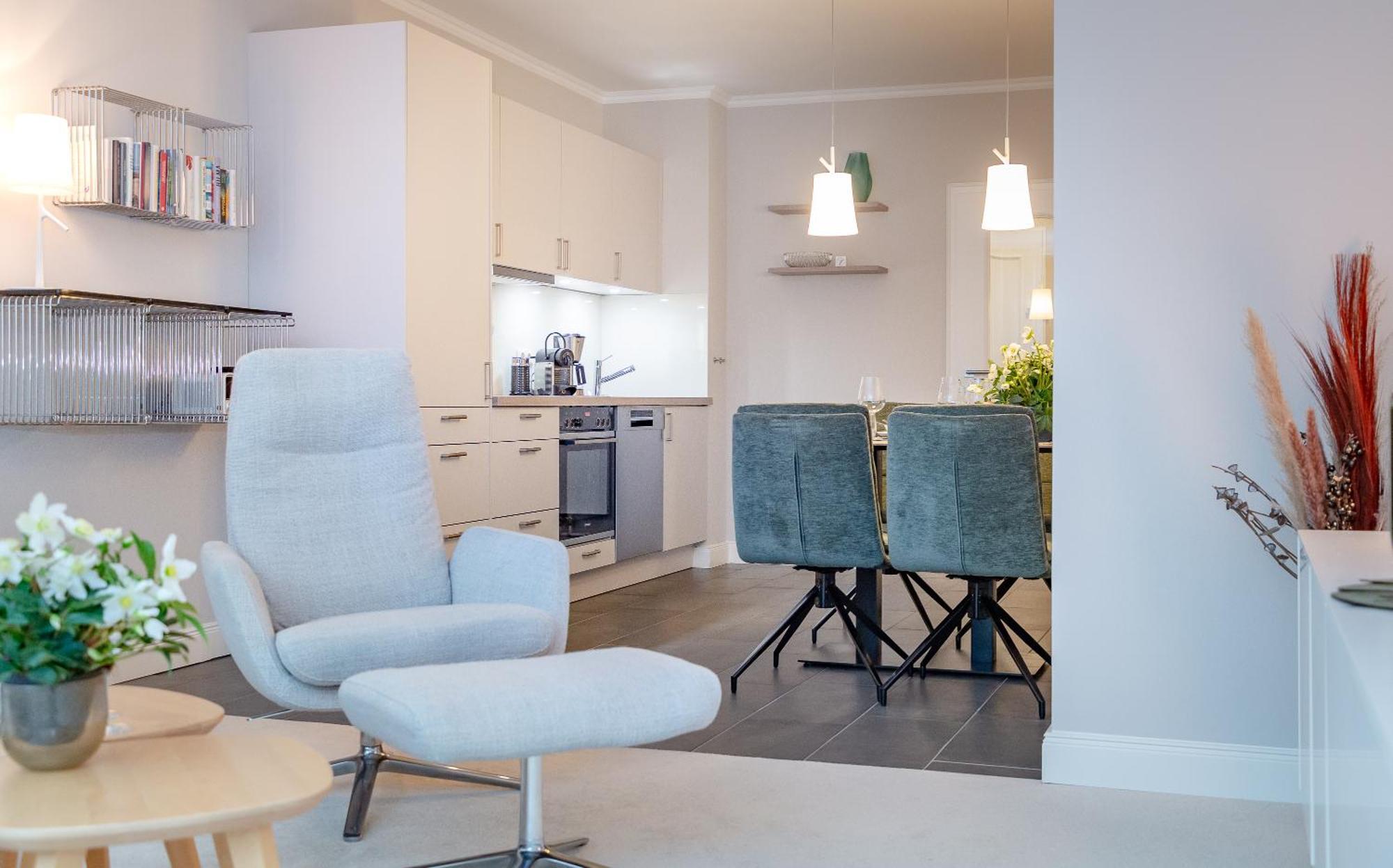 Apartment Seaside 4 *